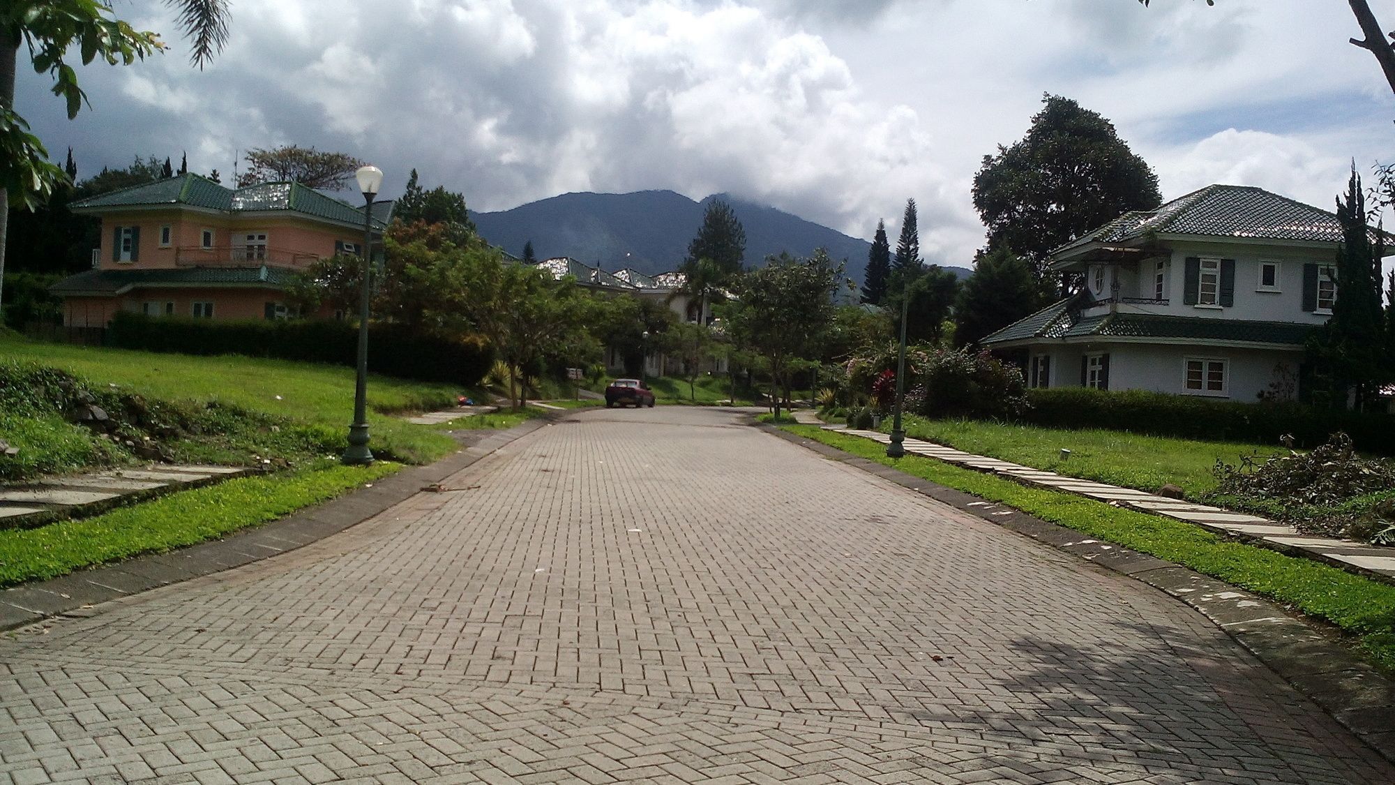 Villa Puncak Resort Cipanas  Exteriör bild