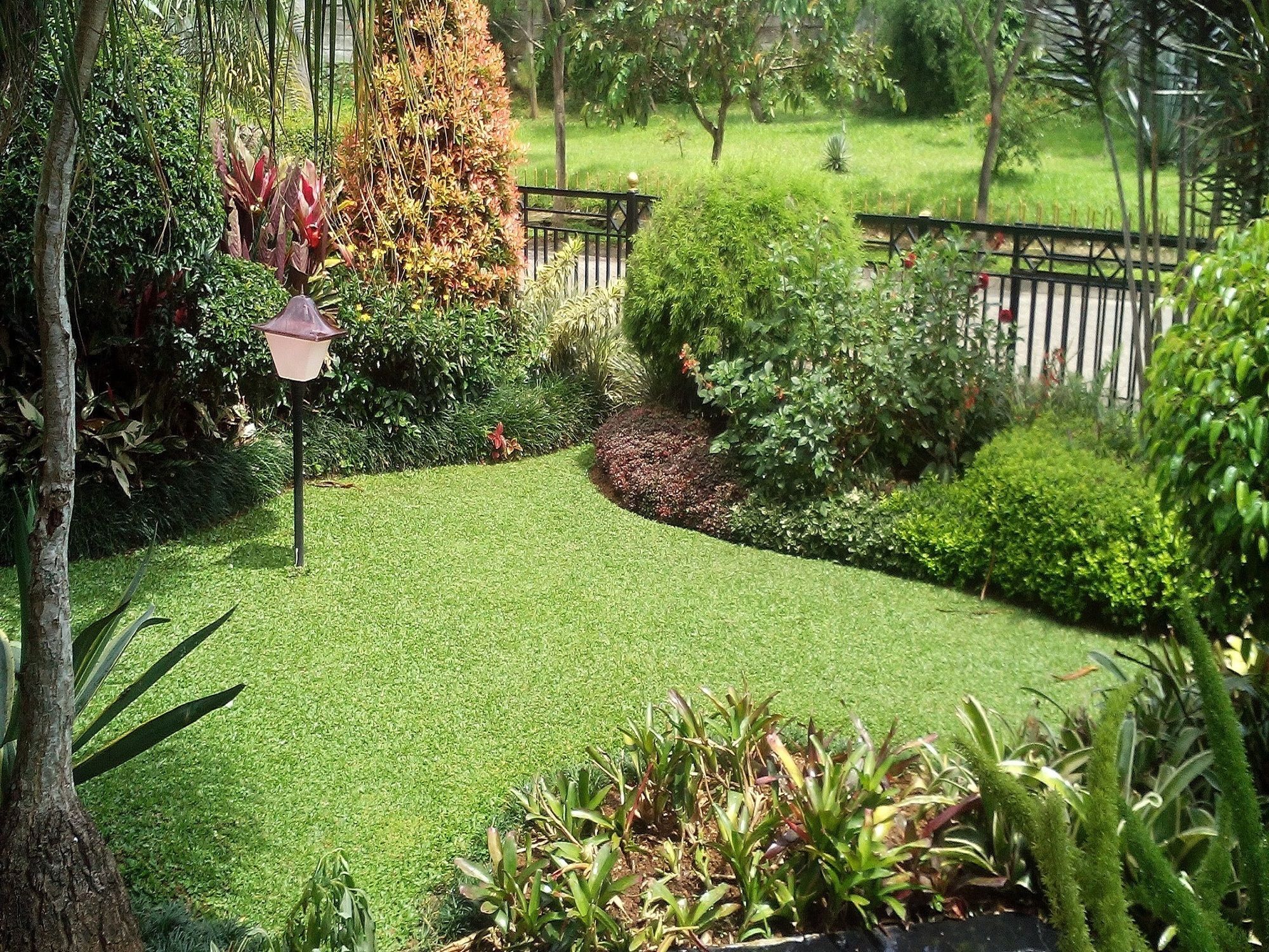 Villa Puncak Resort Cipanas  Exteriör bild